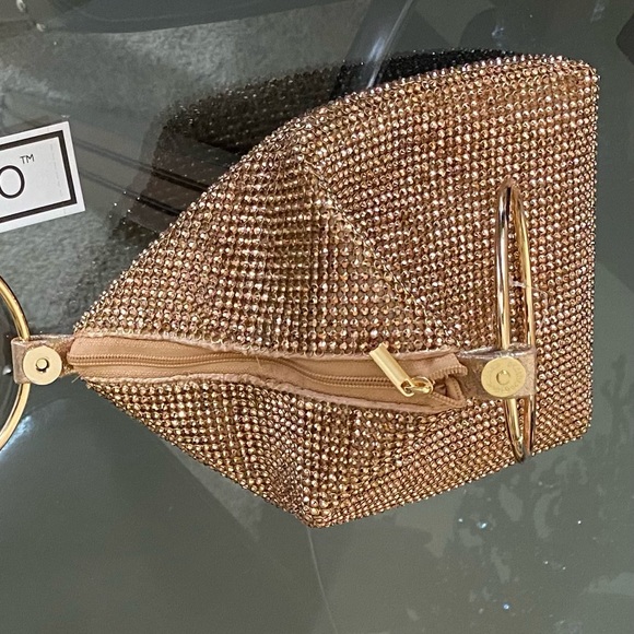Elegant Prezzo Gold Bracelet Evening Bag New With Tags - Picture 6 of 16